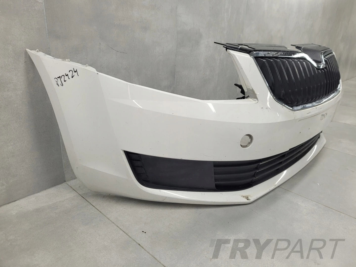 Front Bumper for Skoda Octavia 3 III 5E0 12-16