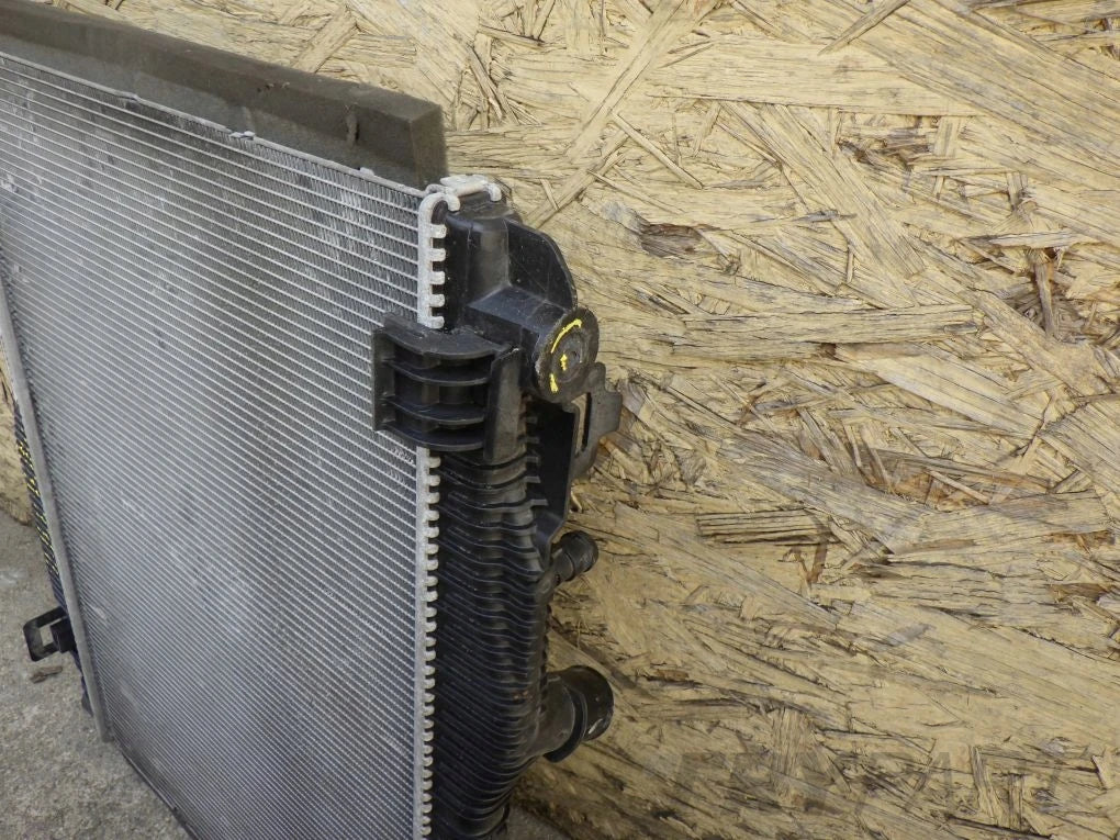 FORD TRANSIT COURIER LIFT FIESTA MK8 1.5 TDCI Water Radiator