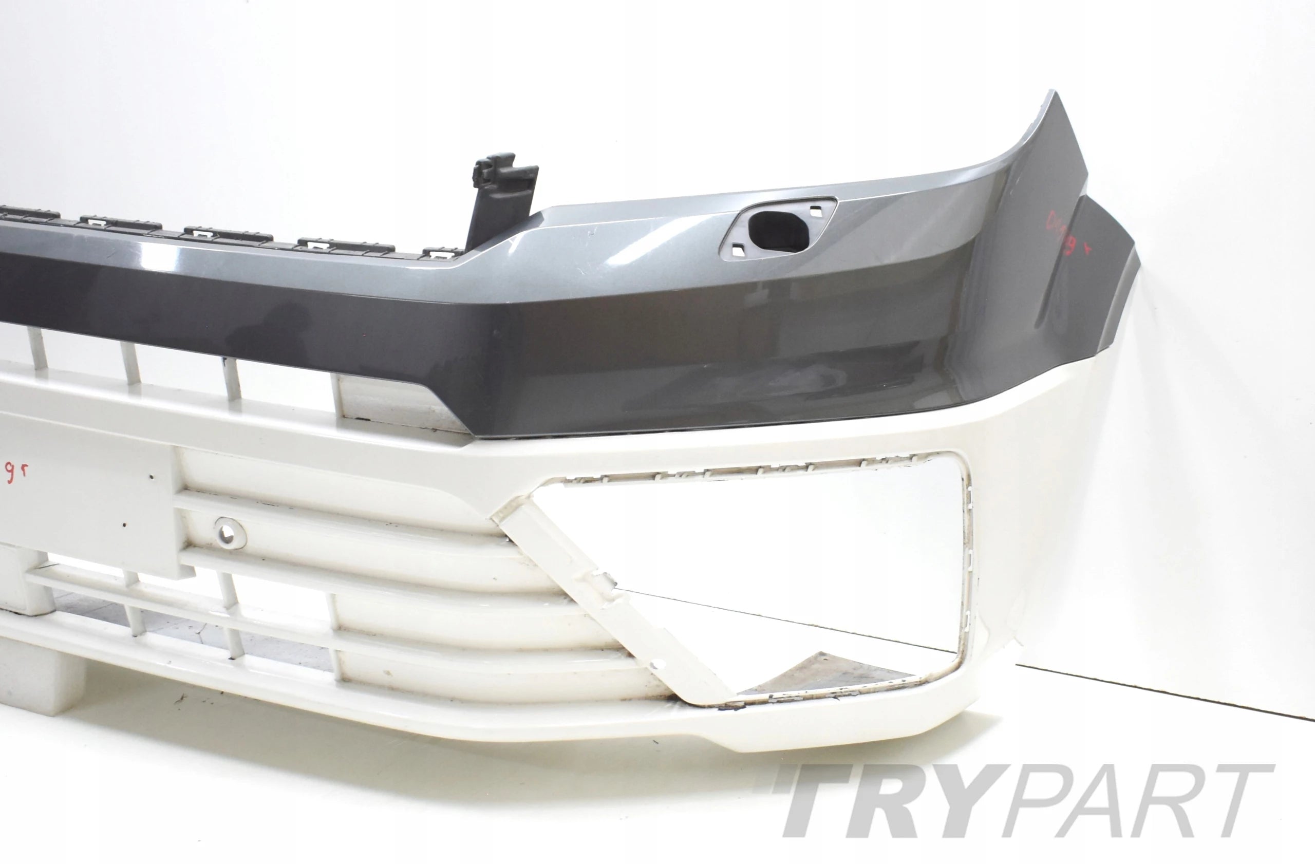VW CRAFTER II 7C FRONT BUMPER ORIGINAL PAINT