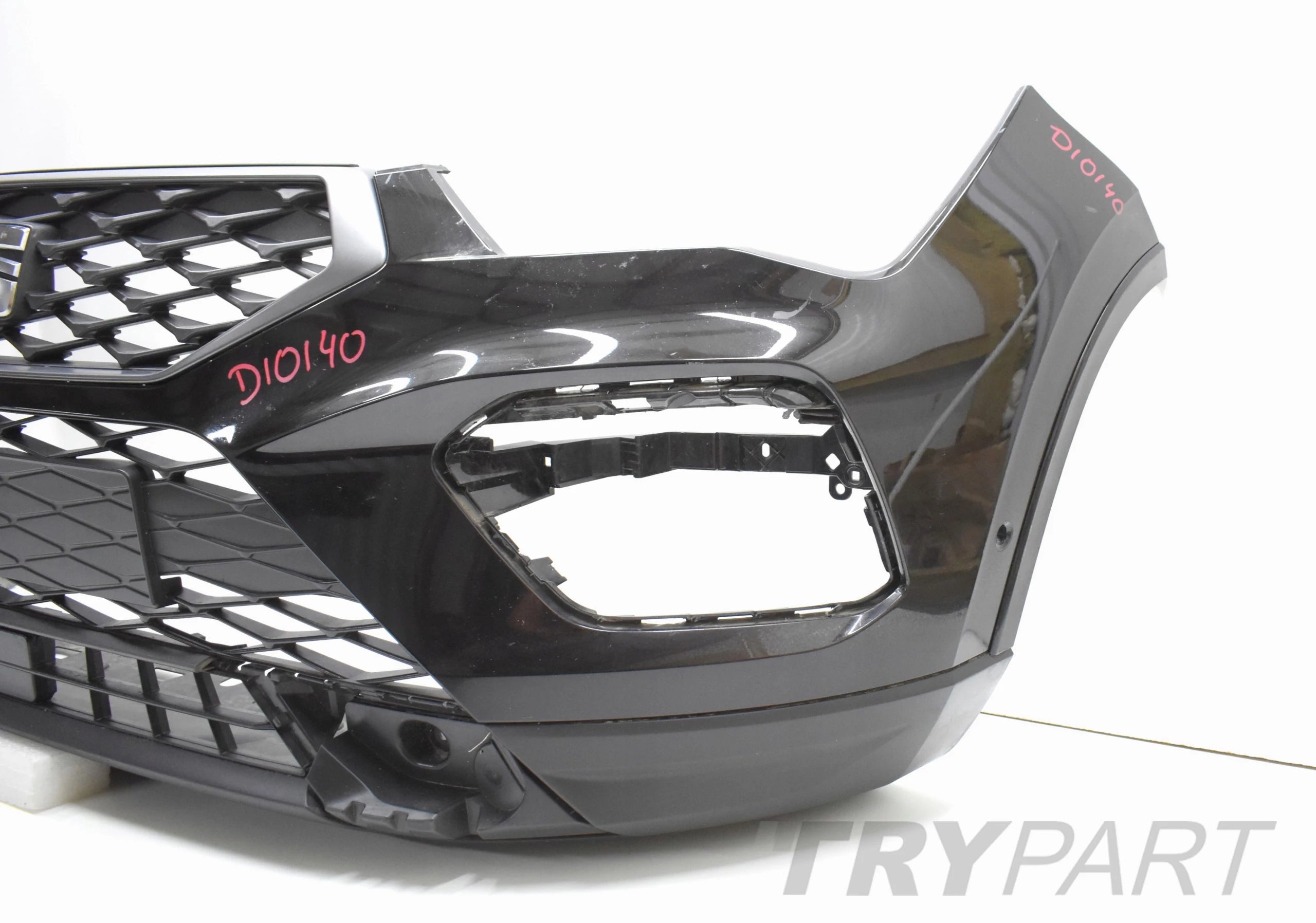 SEAT ATECA 575 LIFT FRONT BUMPER ORG + GRILLE + BOTTOM