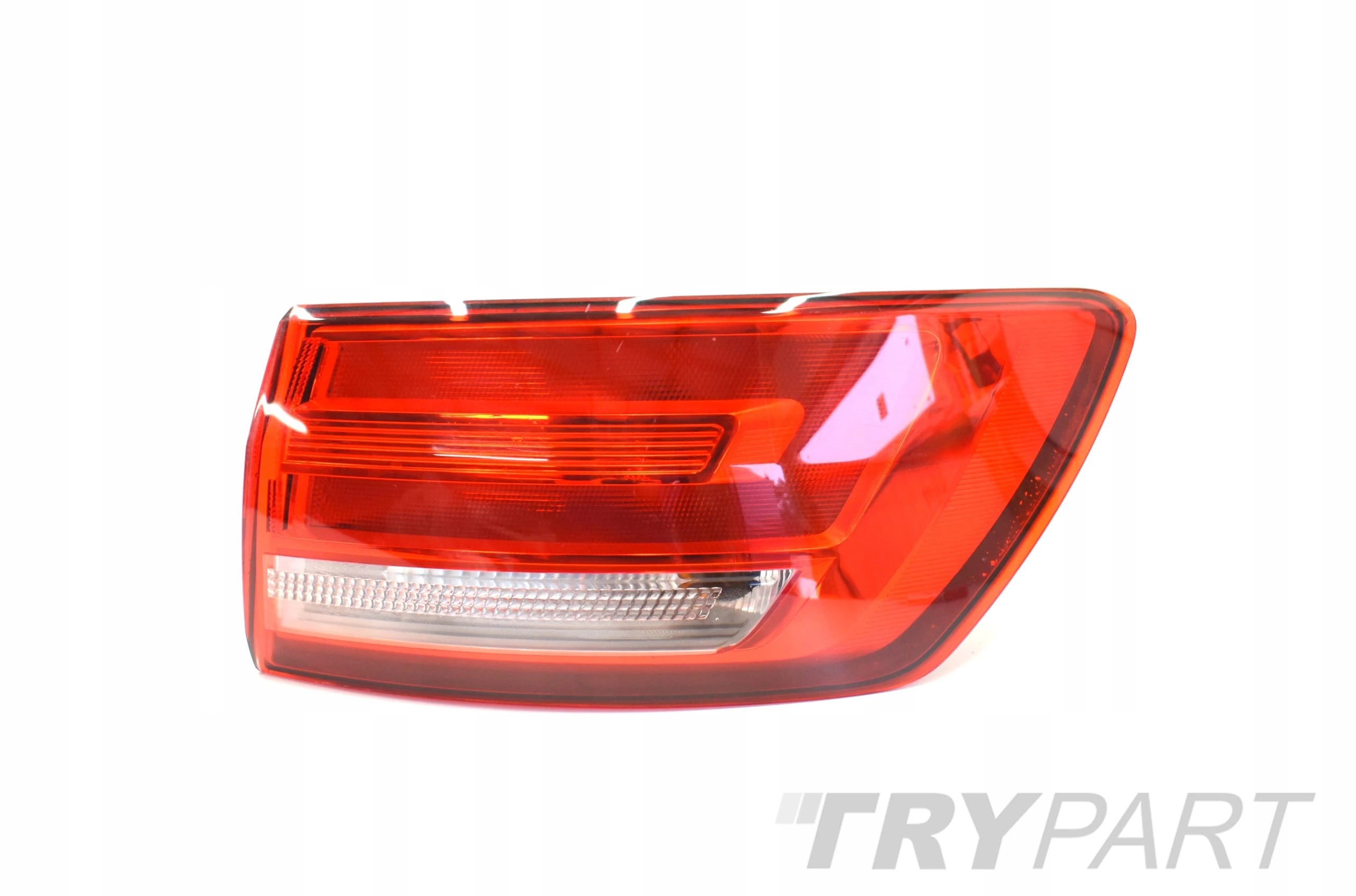 AUDI A4 B9 8W9 TAIL LIGHT RIGHT REAR ORG EU ESTATE