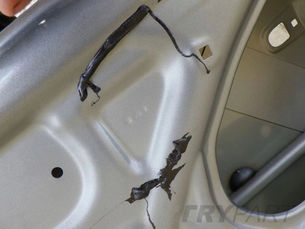 SUZUKI VITARA III 3 15- Rear Right Door
