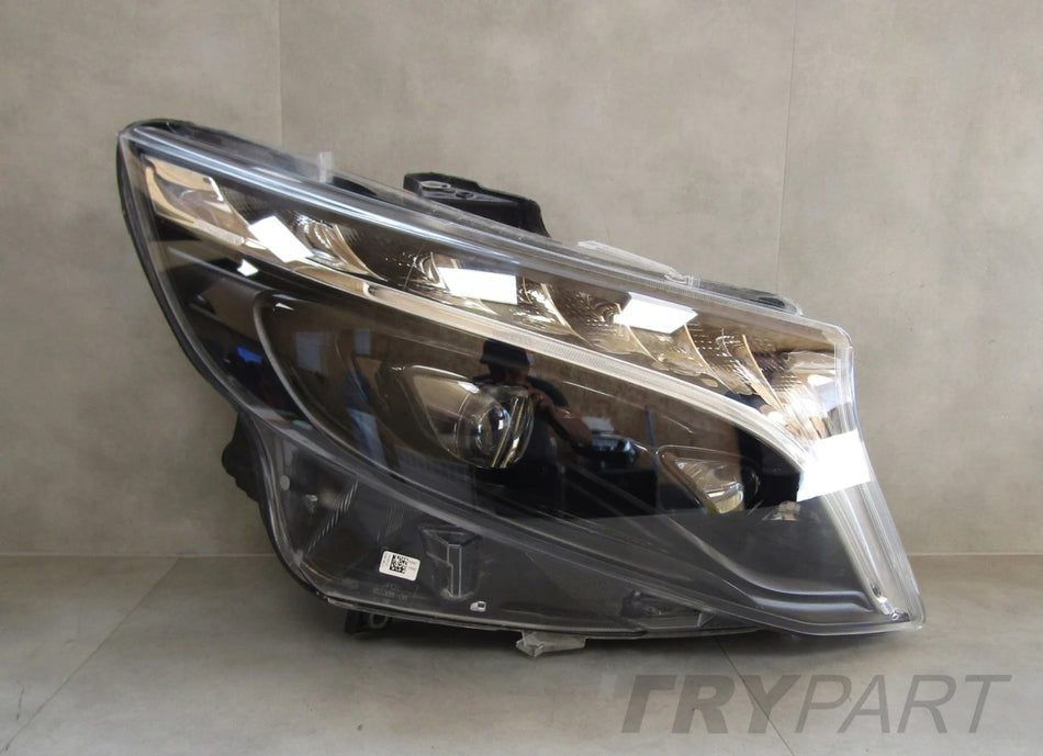 MERCEDES V-CLASS W447 FRONT HEADLIGHT FULL LED ILS LIFT 19- RH A4479063301