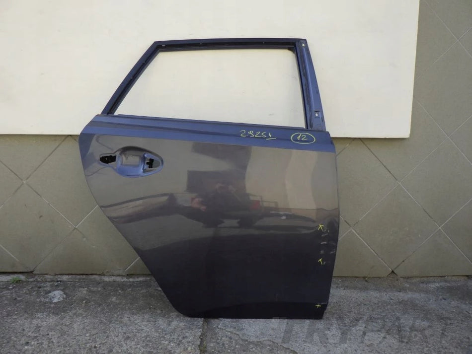 TOYOTA AURIS II 2 HB 12- Rear Right Door