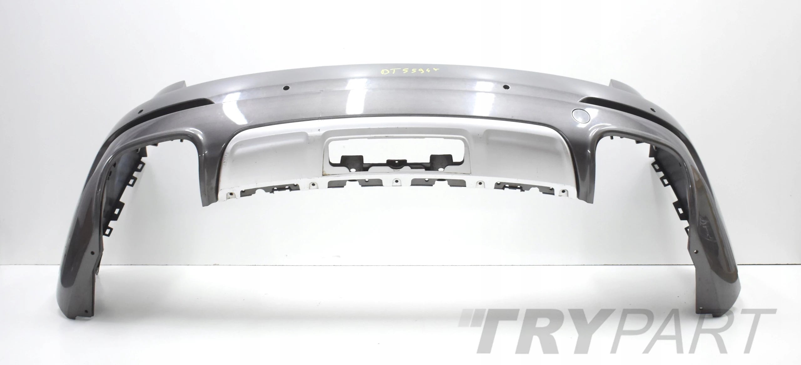 MASERATI LEVANTE REAR BUMPER ORG + BOTTOM