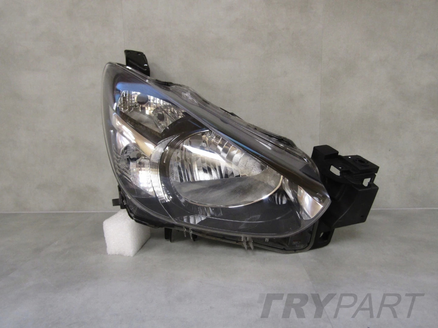 HEADLIGHT MAZDA 2 DJ STANDARD 14-19 RH