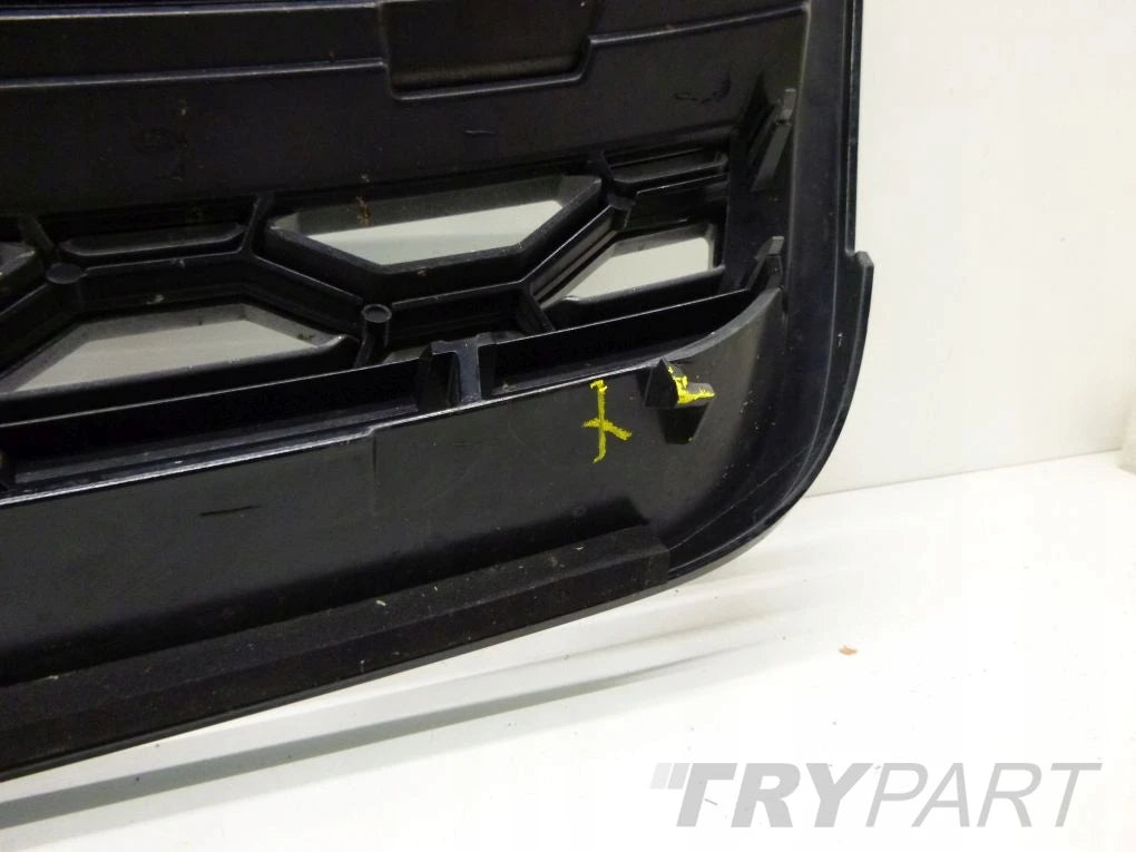 LAND ROVER DISCOVERY SPORT Front Grille