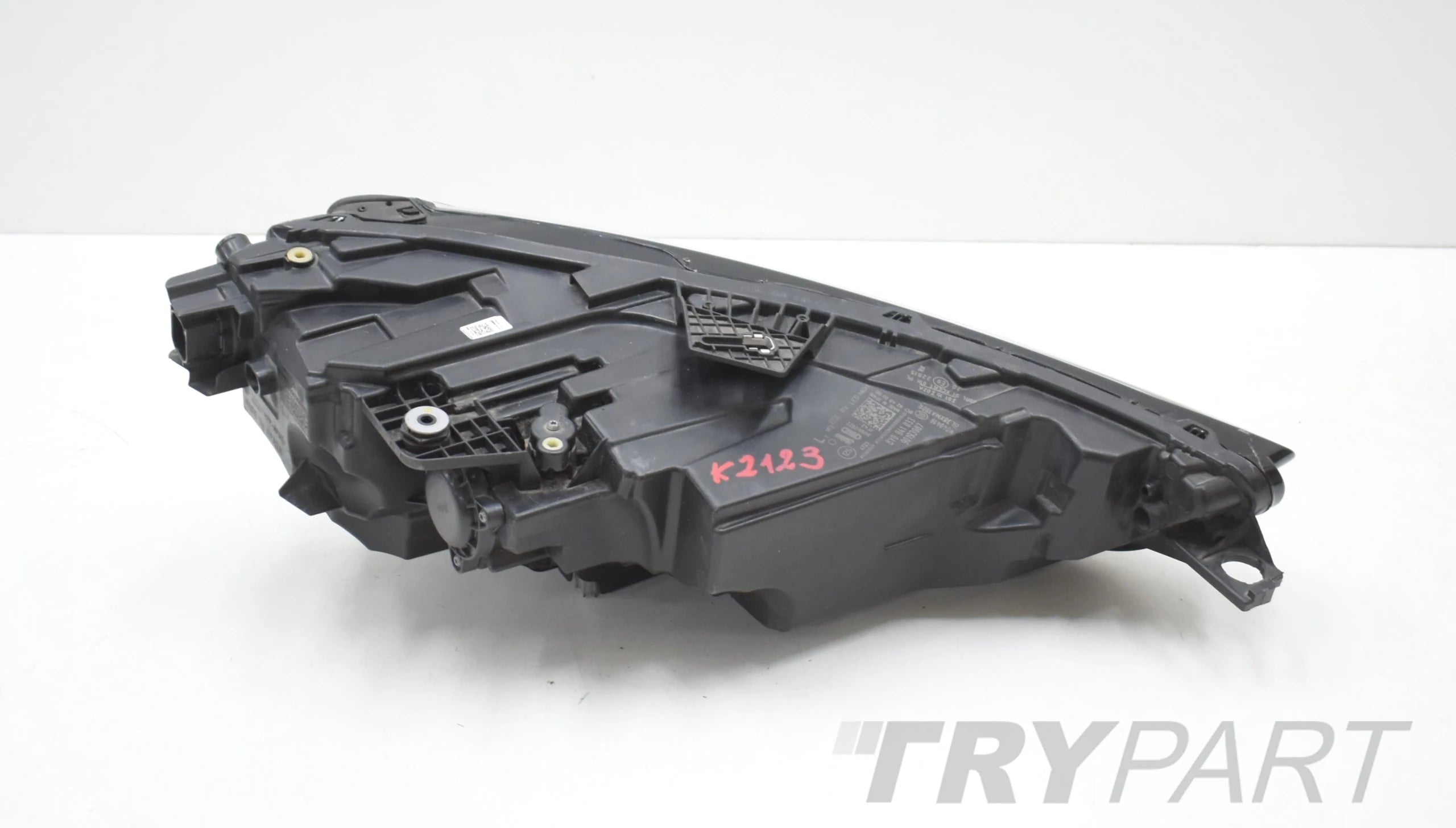 AUDI A3 8Y LEFT FRONT HEADLIGHT GENUINE FULL LED EU 8Y0941033