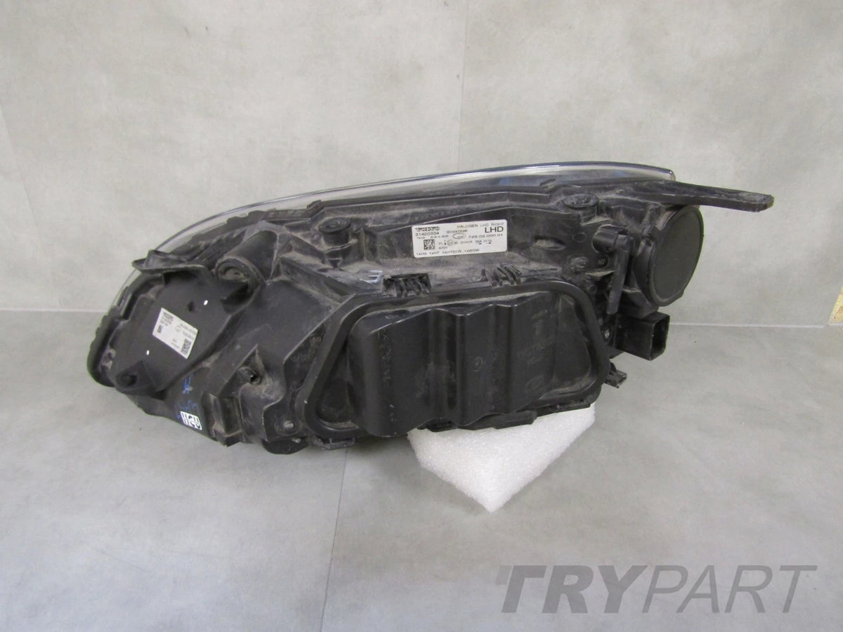 Headlight Volvo V40 STANDARD 12-16 RH 31420004