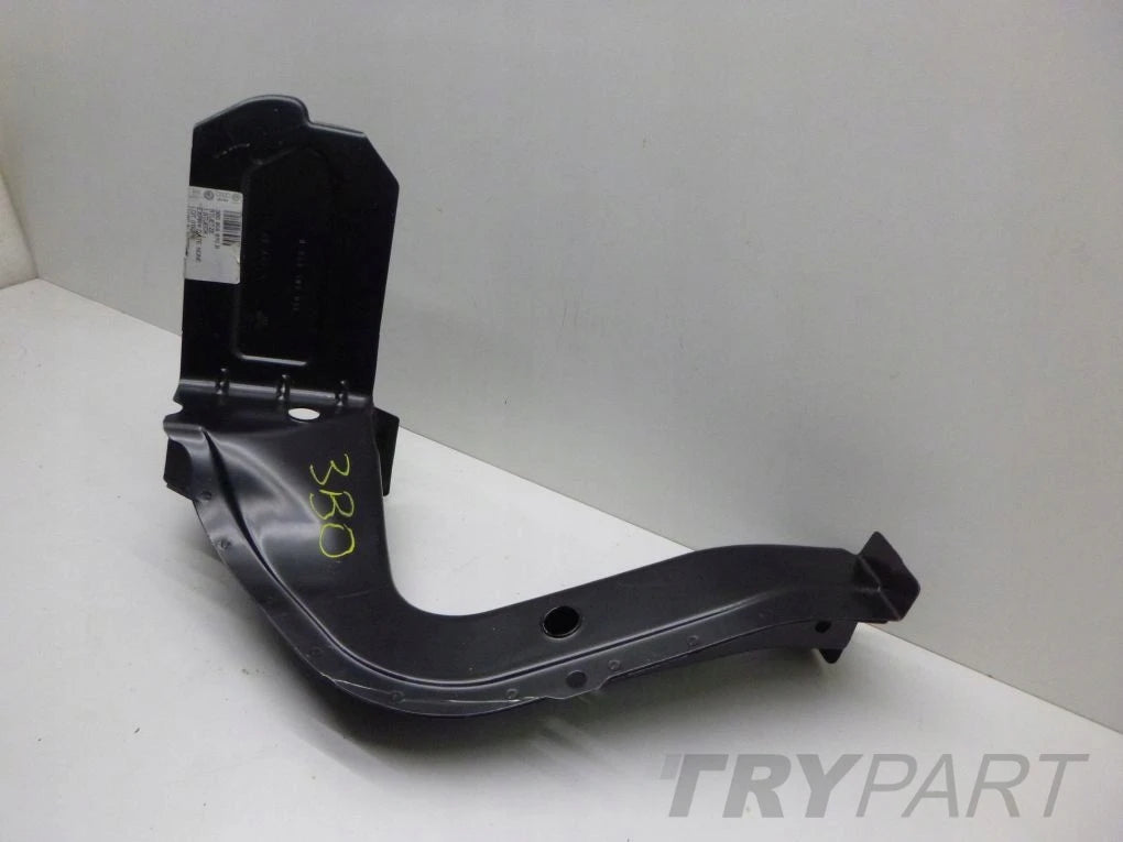 VW Passat B5 3B0 REAR BUMPER EYELET