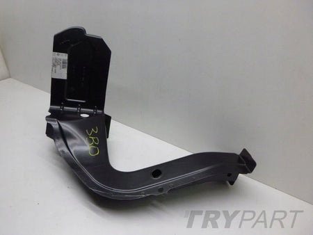 VW Passat B5 3B0 REAR BUMPER EYELET
