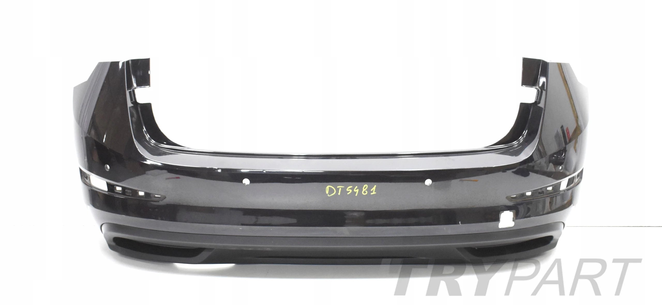 SKODA SCALA 657 REAR BUMPER ORG + BOTTOM