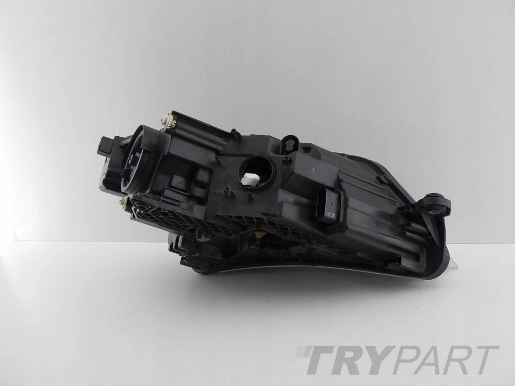 SKODA SUPERB III 3 LIFT XENON 3V1 LEFT HEADLIGHT