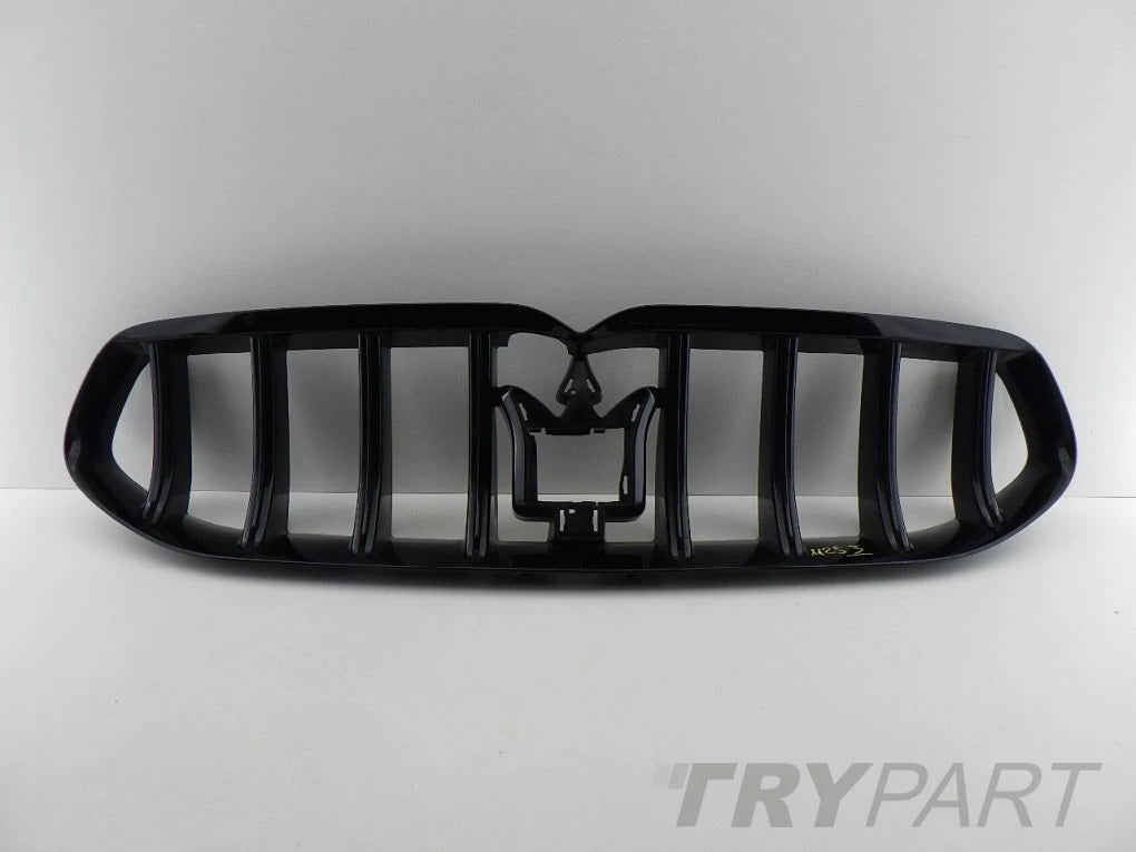 MASERATI GRECALE 670170829 Front Grill