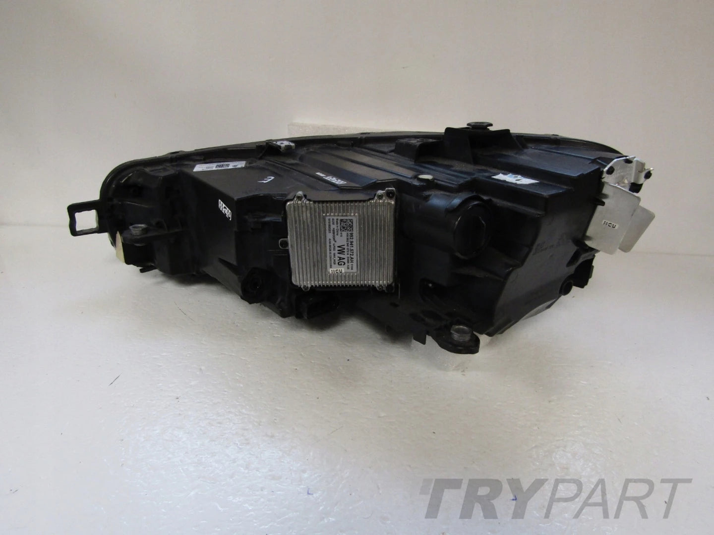 Front Headlight VW Passat B9 FULL LED TOP 23- RH 3J1941036