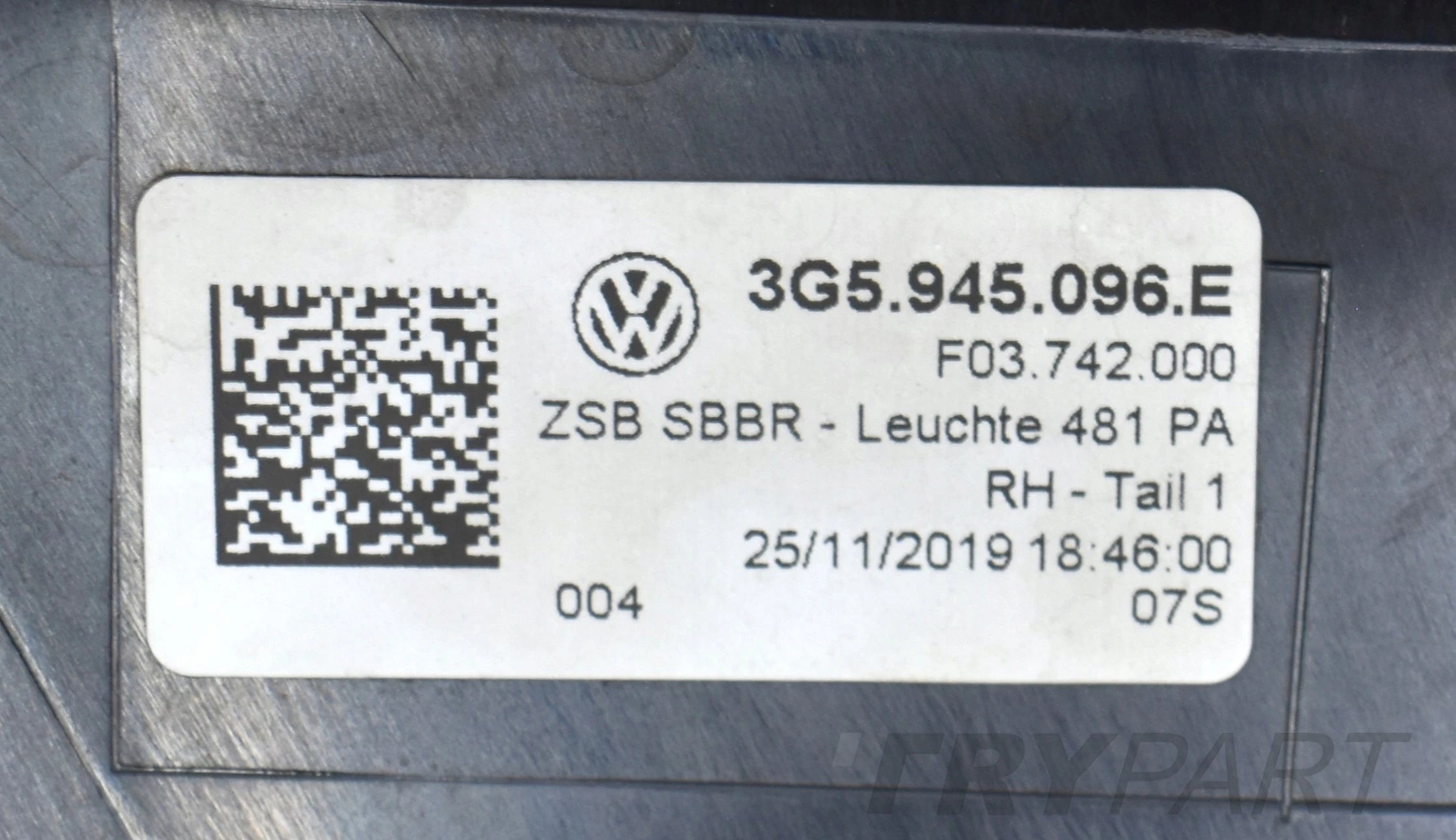 VW PASSAT B8 3G5 LAMP RIGHT REAR SEDAN ORG EU 3G5945096E