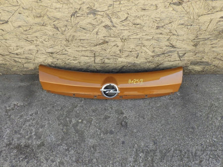 OPEL MOKKA A 12- Tailgate Blind