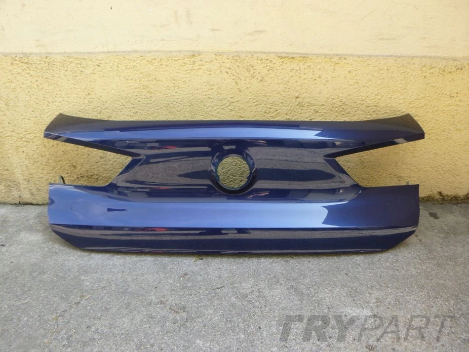 BMW X2 F39 Rear Trunk Lid Trim