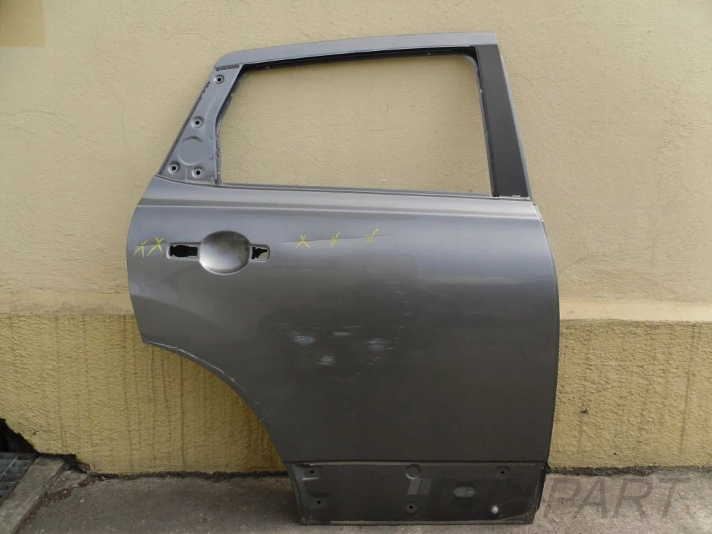 NISSAN QASHQAI Right Rear Door