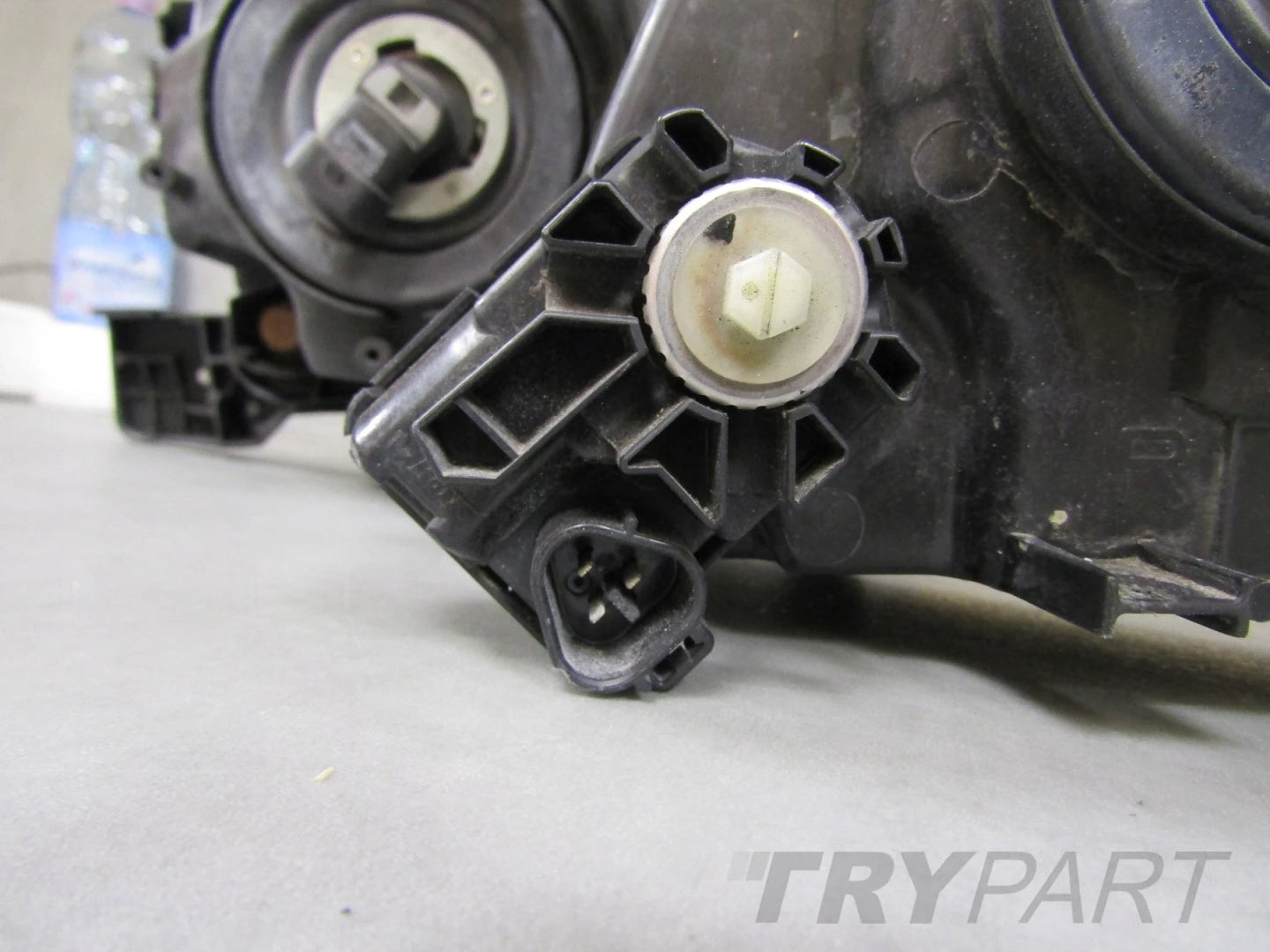 FRONT LAMP TOYOTA HILUX 8 VIII LIFT STANDARD 20- RH