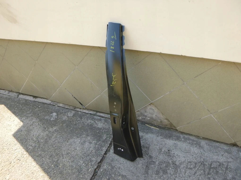 TOYOTA YARIS III 2011- Right Pillar