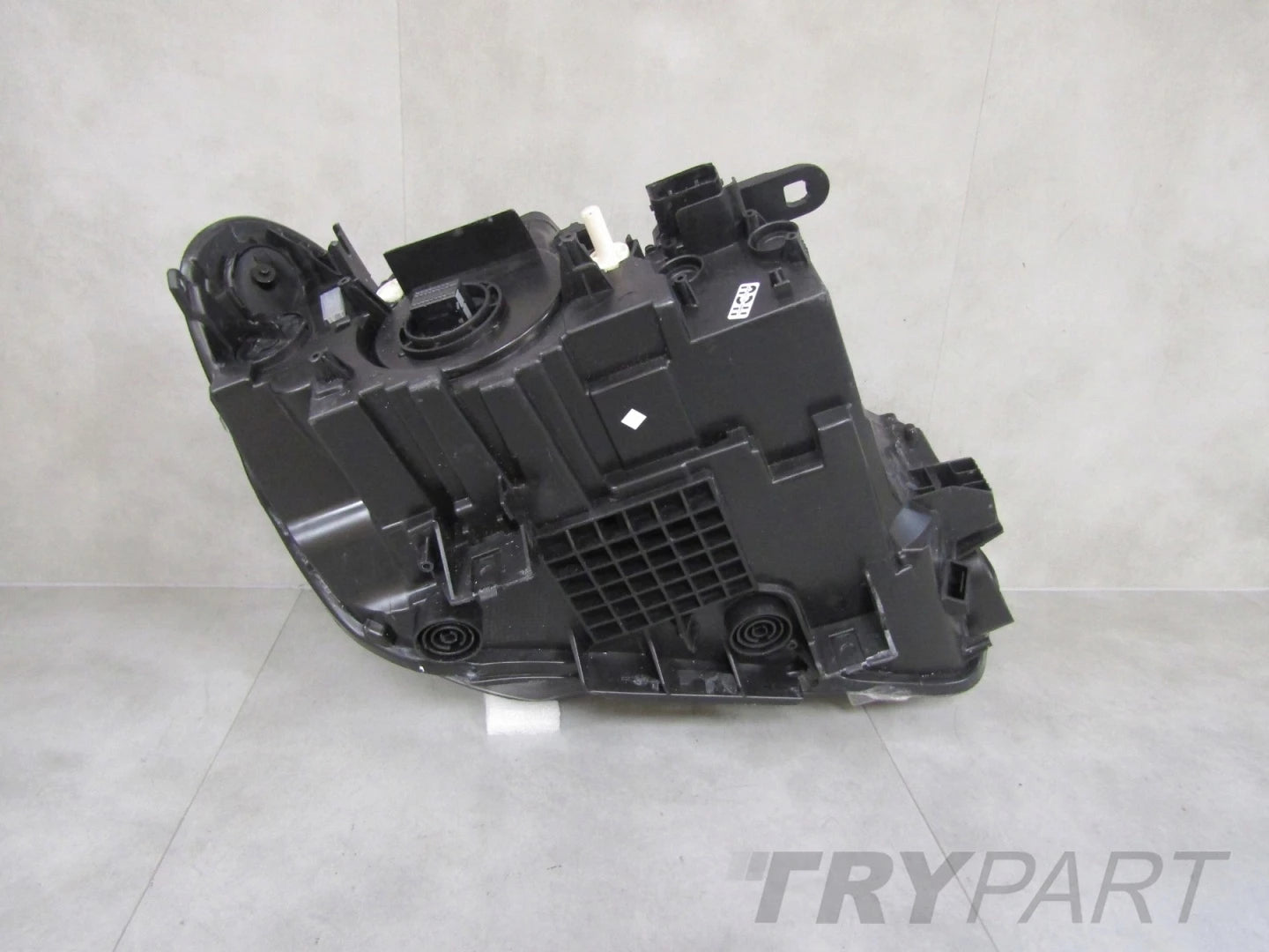 BMW X1 F48 LED Headlight 15-19 LH LEFT 7495003