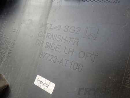 KIA NIRO II 22- 87723-AT100 Left Front Door Molding