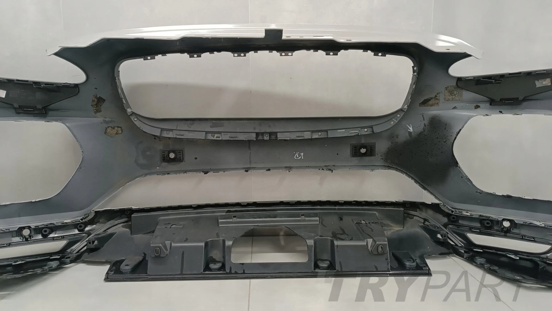 Front Bumper Jaguar E-Pace E Pace 17-