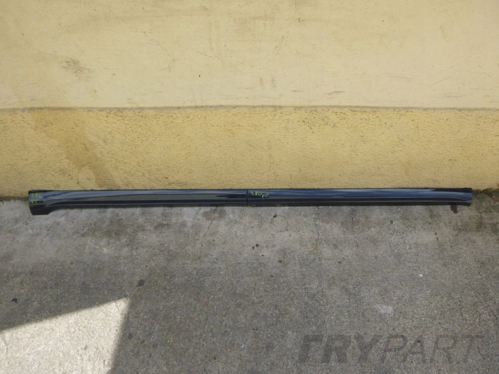 VW SHARAN 7N0 Right Front Rear Door Strip