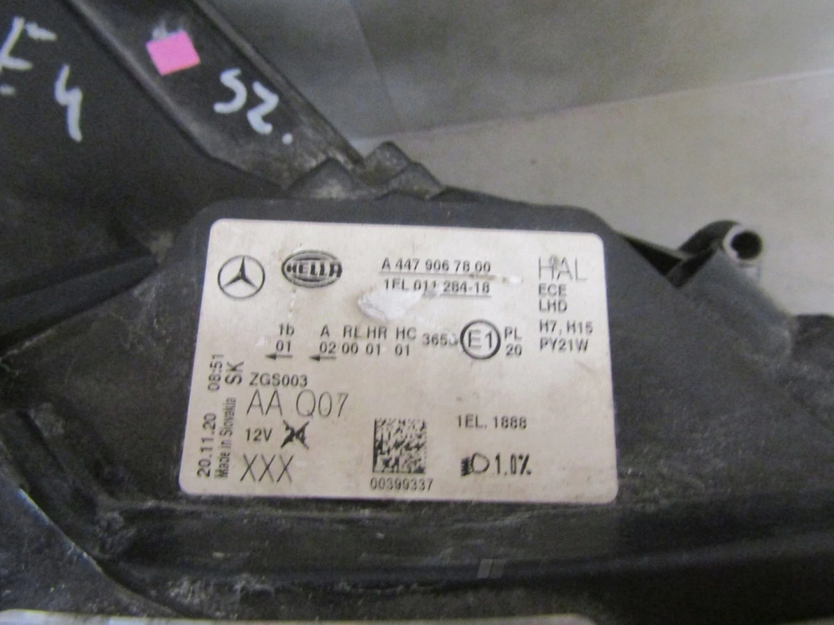 MERCEDES V-CLASS W447 LIFT HEADLIGHT RIGHT STANDARD A4479067800