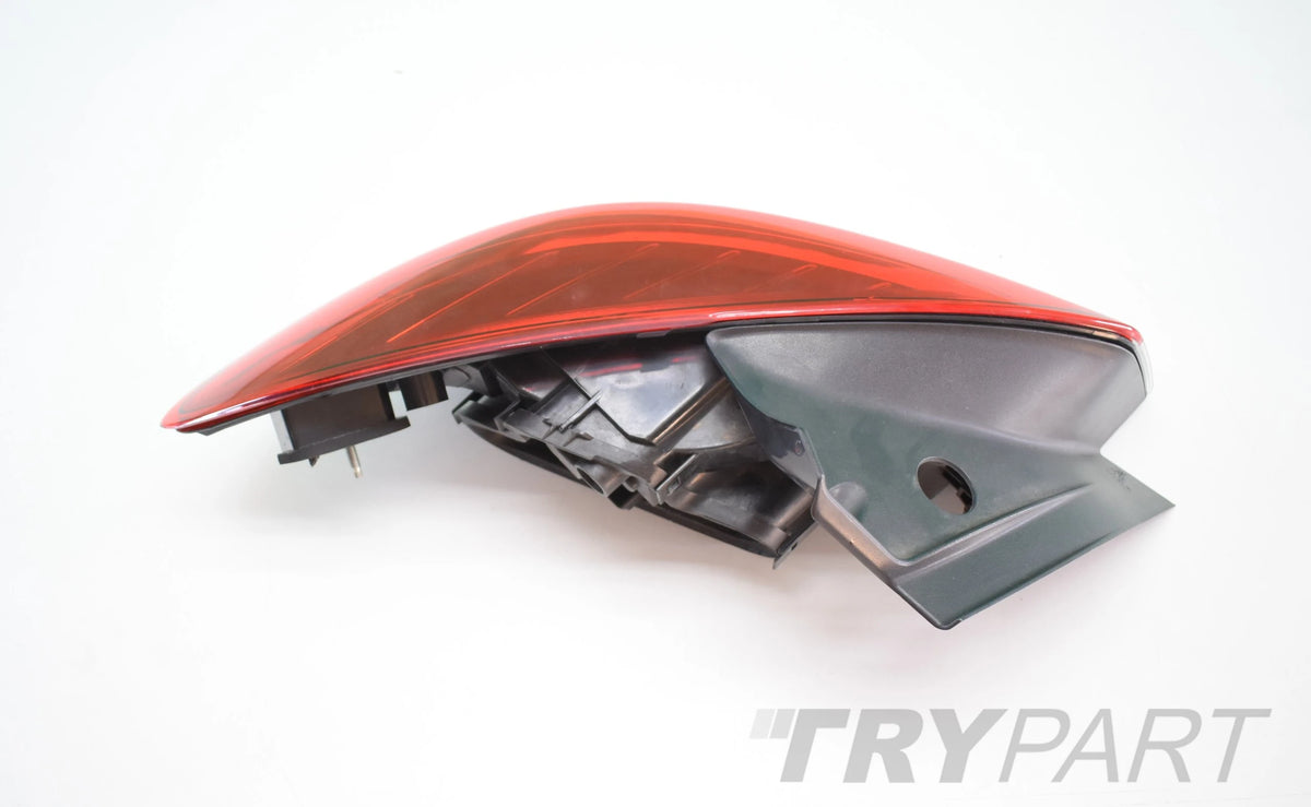 RENAULT MEGANE COUPE RIGHT REAR LIGHT EU