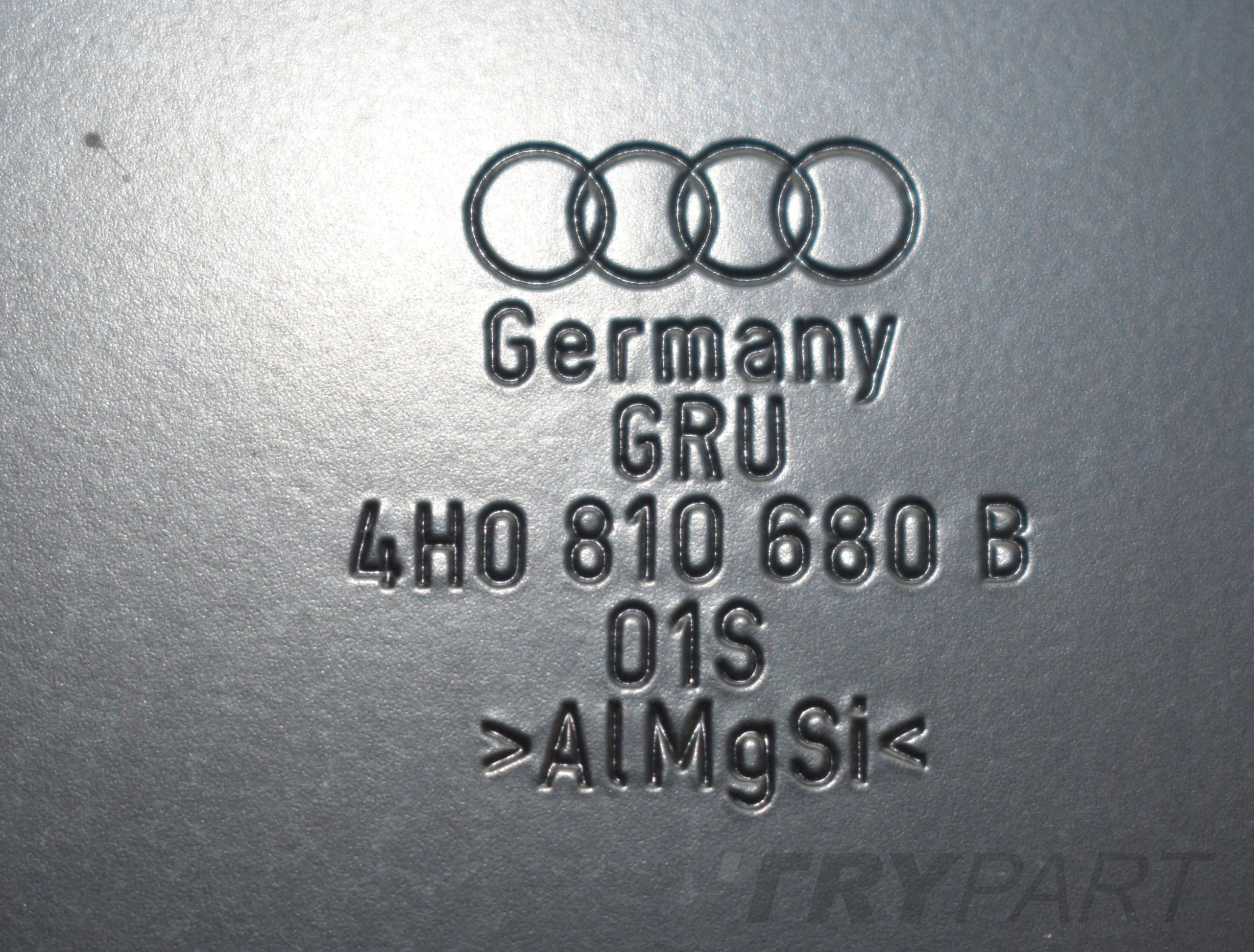 AUDI A8 D4 4H RIGHT SILLER COVER B-PILLAR FENDER