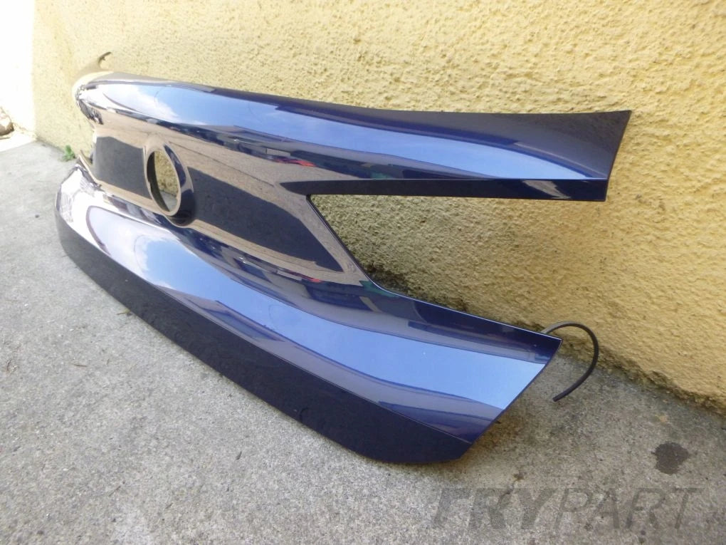 BMW X2 F39 Rear Trunk Lid Trim