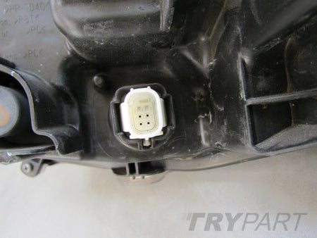 TOYOTA YARIS 4 IV HEADLIGHT STANDARD LENS 20- / MAZDA 2 22- RH