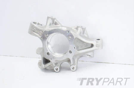 PORSCHE CAYENNE 958 LEFT REAR KNUCKLE HUB GENUINE NEW