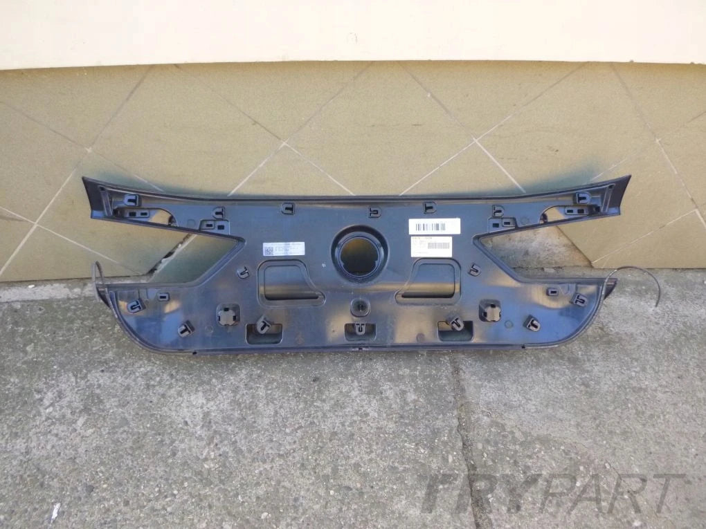 BMW X2 F39 rear flap trim