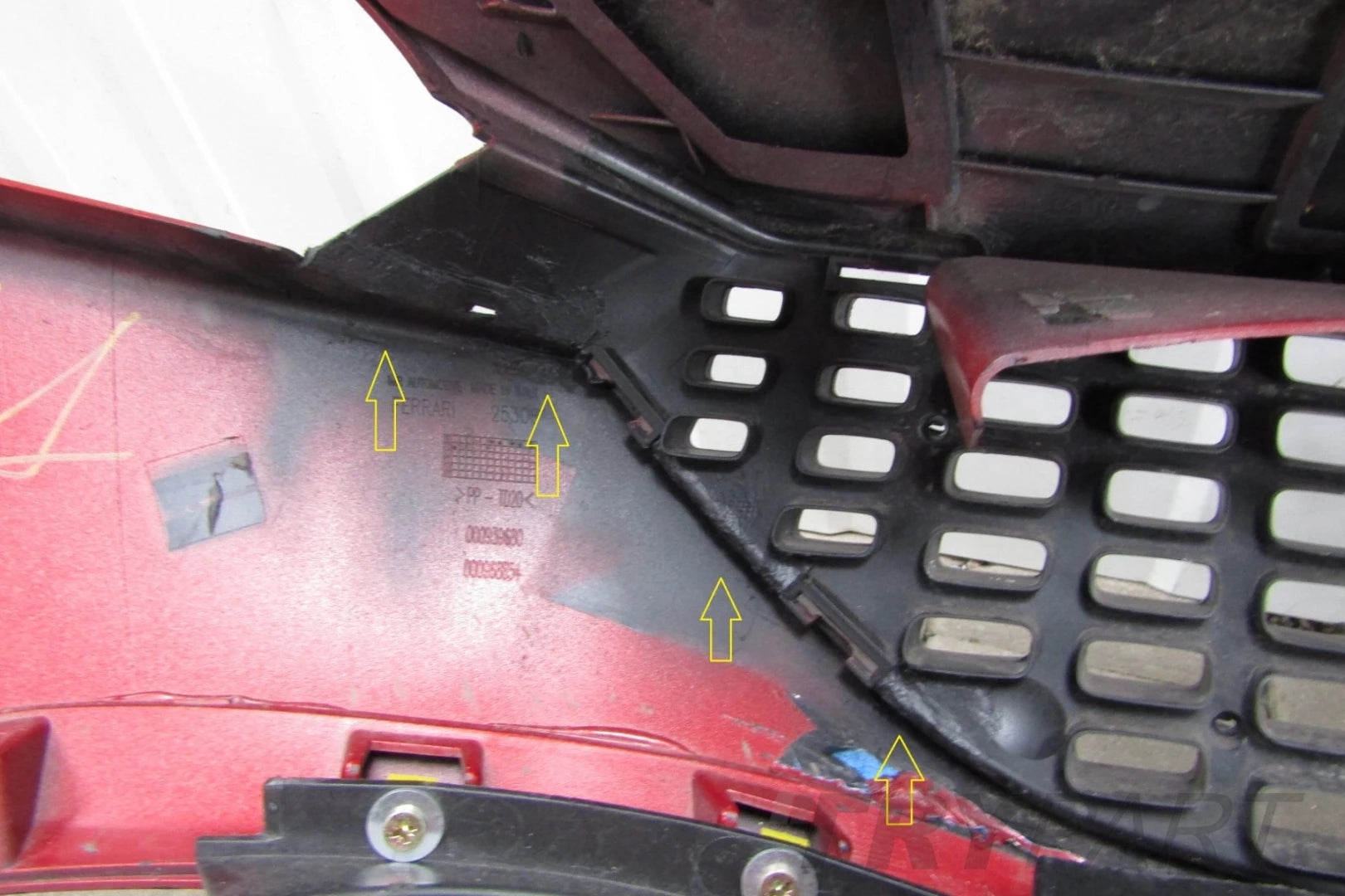 Front Bumper Ferrari Roma 20-