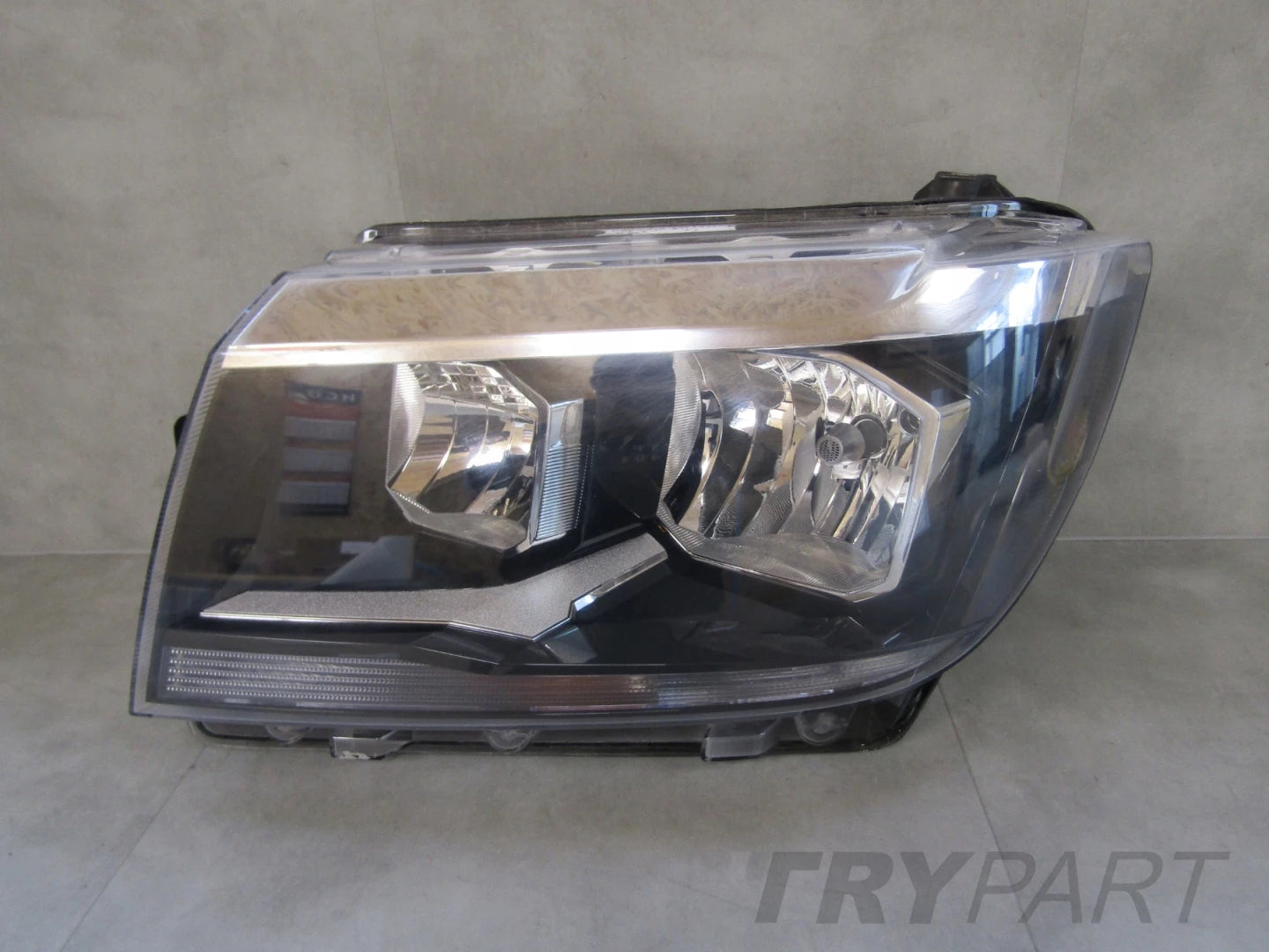 Front Lamp VW Crafter 2 II STANDARD LH 16- 7C1941005