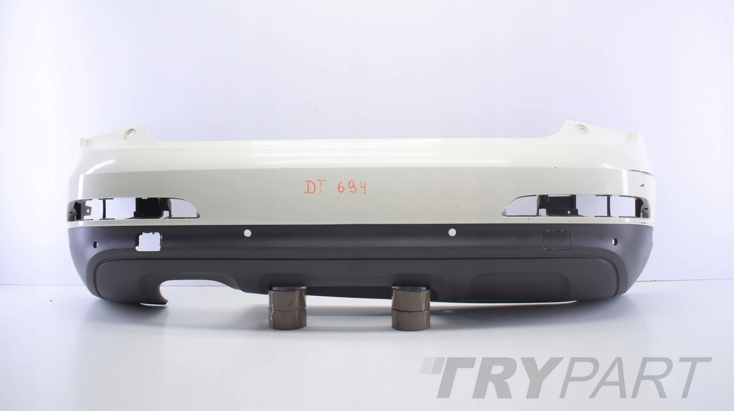 AUDI Q3 8U0 REAR BUMPER EXCELLENT CONDITION ORG