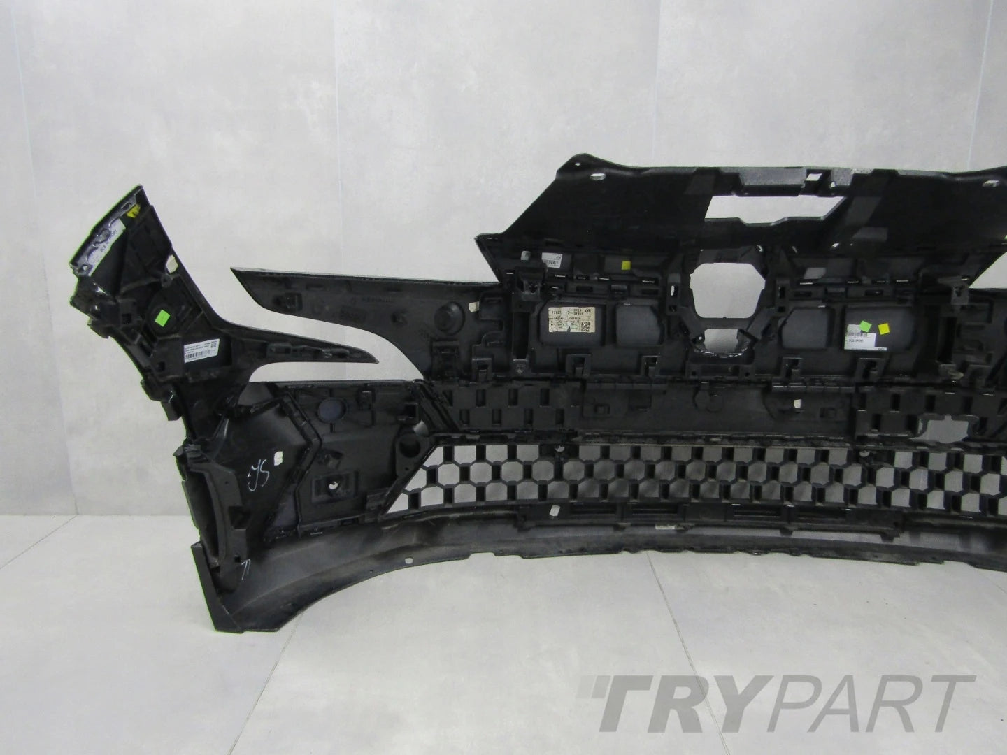 Front Bumper RENAULT MEGANE V 5 E-TECH 22-