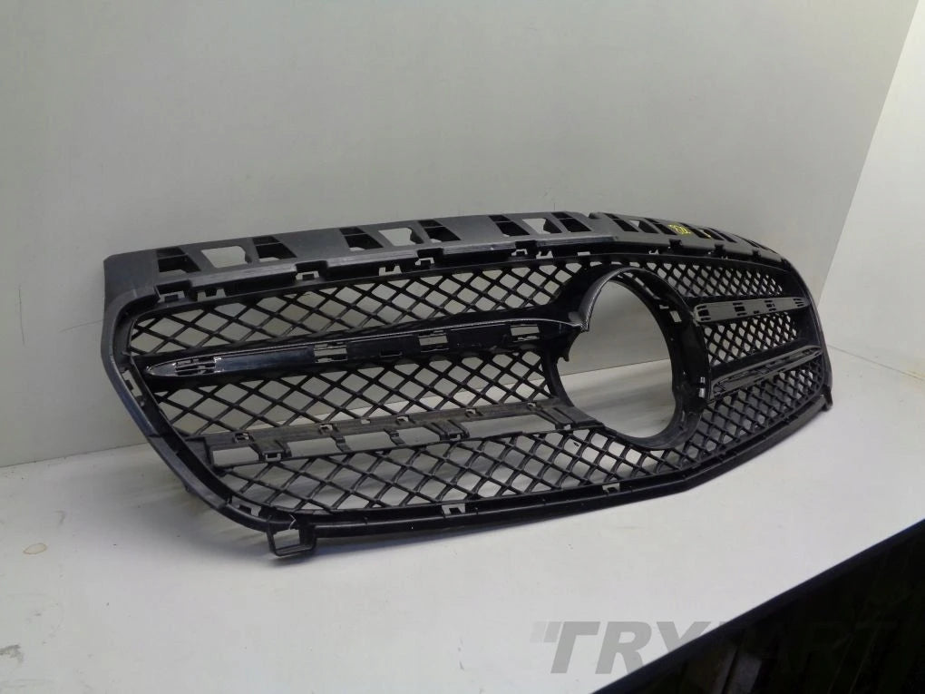 MERCEDES A CLASS W 176 grille emblem