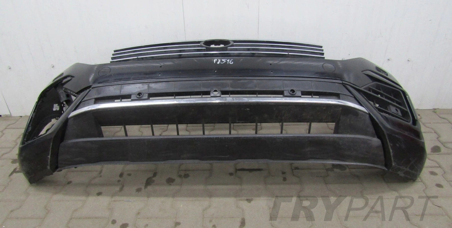 VW Touareg 3 III R-Line 760 18- Front Bumper