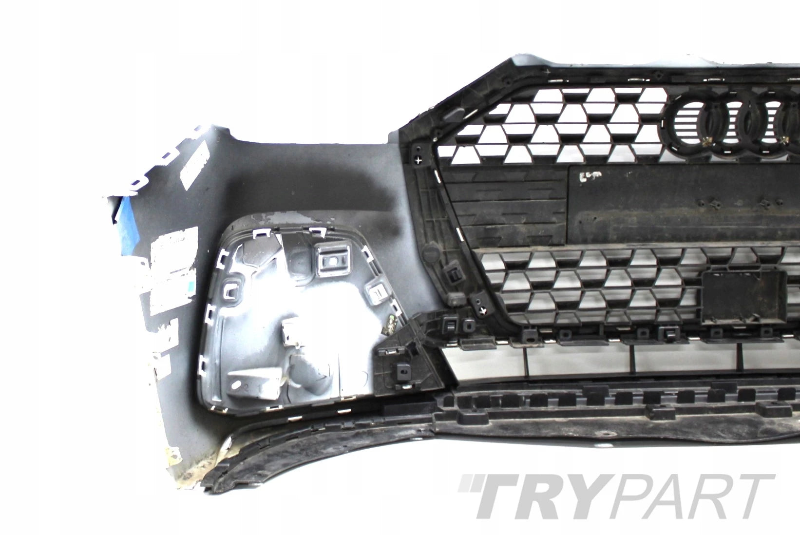 AUDI A1 II 82A FRONT BUMPER ORG