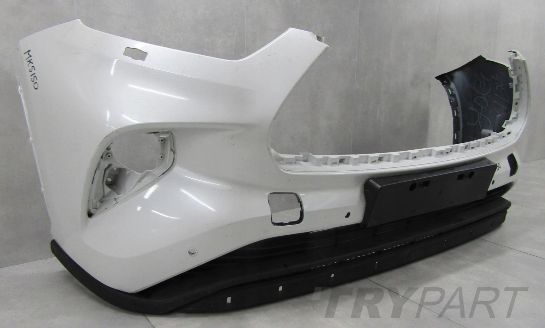 Front bumper TOYOTA Highlander IV 19-22