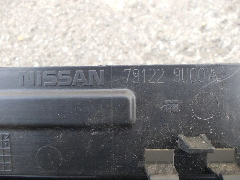 NISSAN NOTE BUMPER REINFORCEMENT BAR