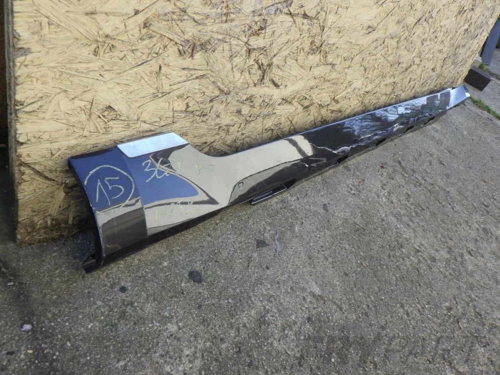 VW ARTEON 3G8 Door Sill Strip Right Side