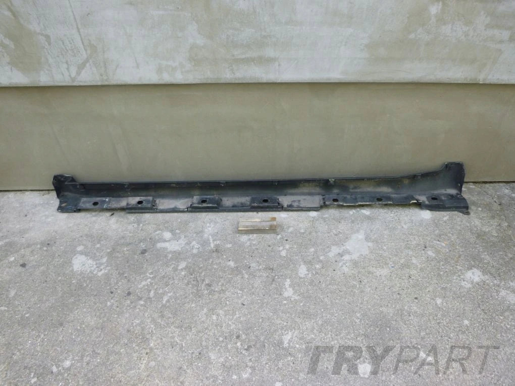 TOYOTA AVENSIS III T27 T29 15- threshold cover right