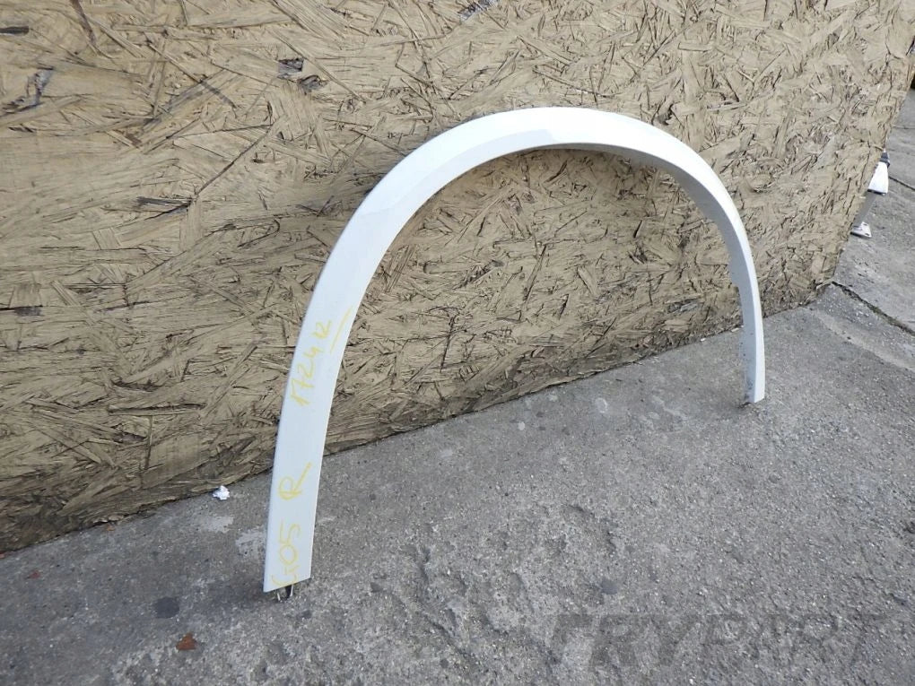 BMW X5 G05 M PACKAGE Front Right Fender Trim