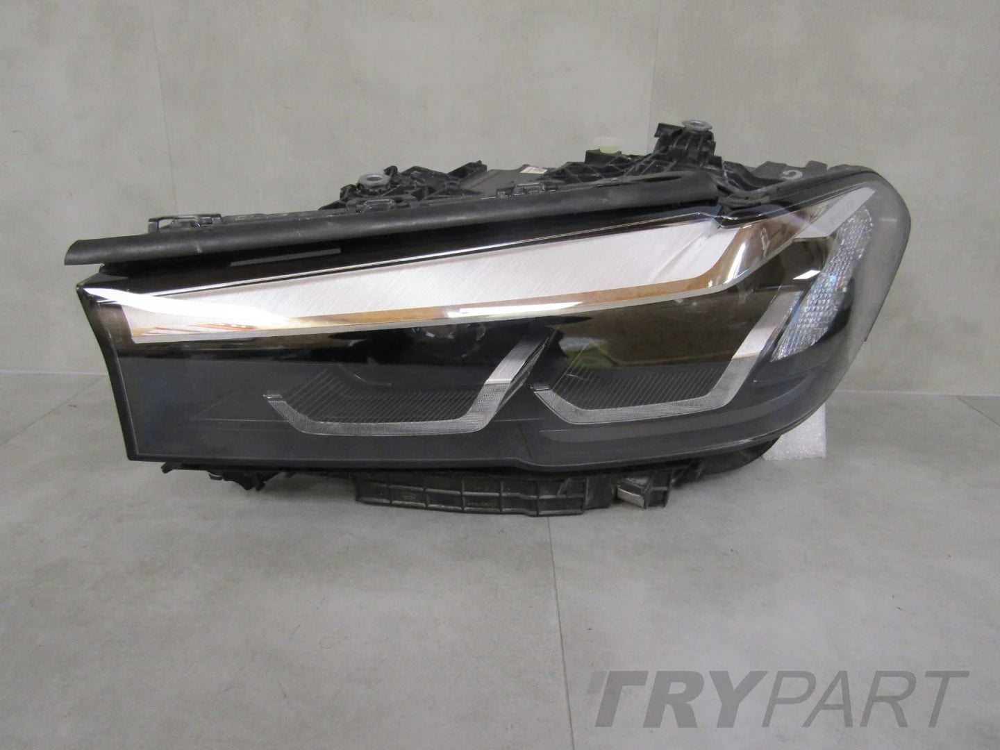 BMW G30/G31 LEFT HAND SIDE LH FULL LED HEADLIGHT 17-23