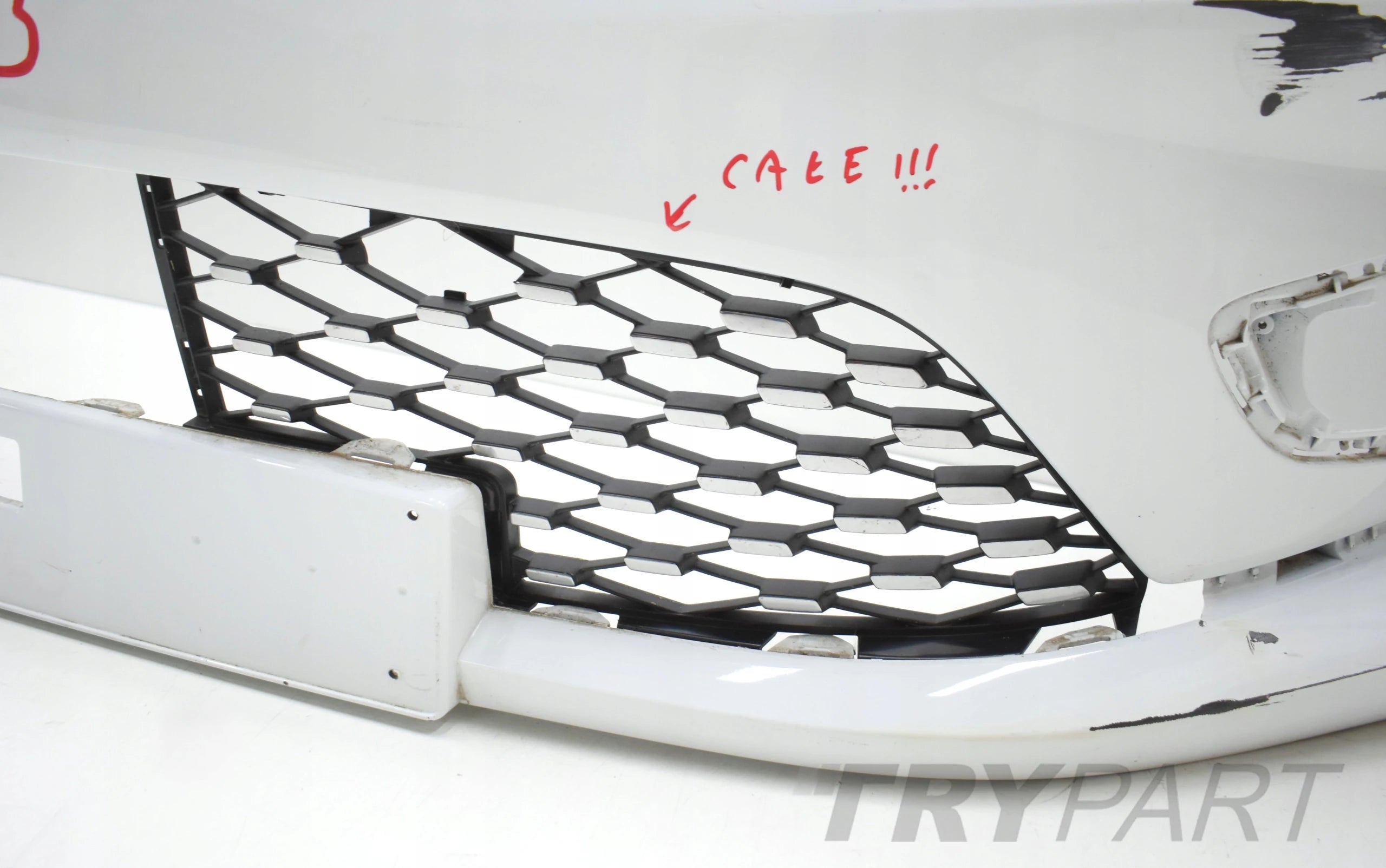 RENAULT ZOE LIFT FRONT BUMPER ORG + GRILLE